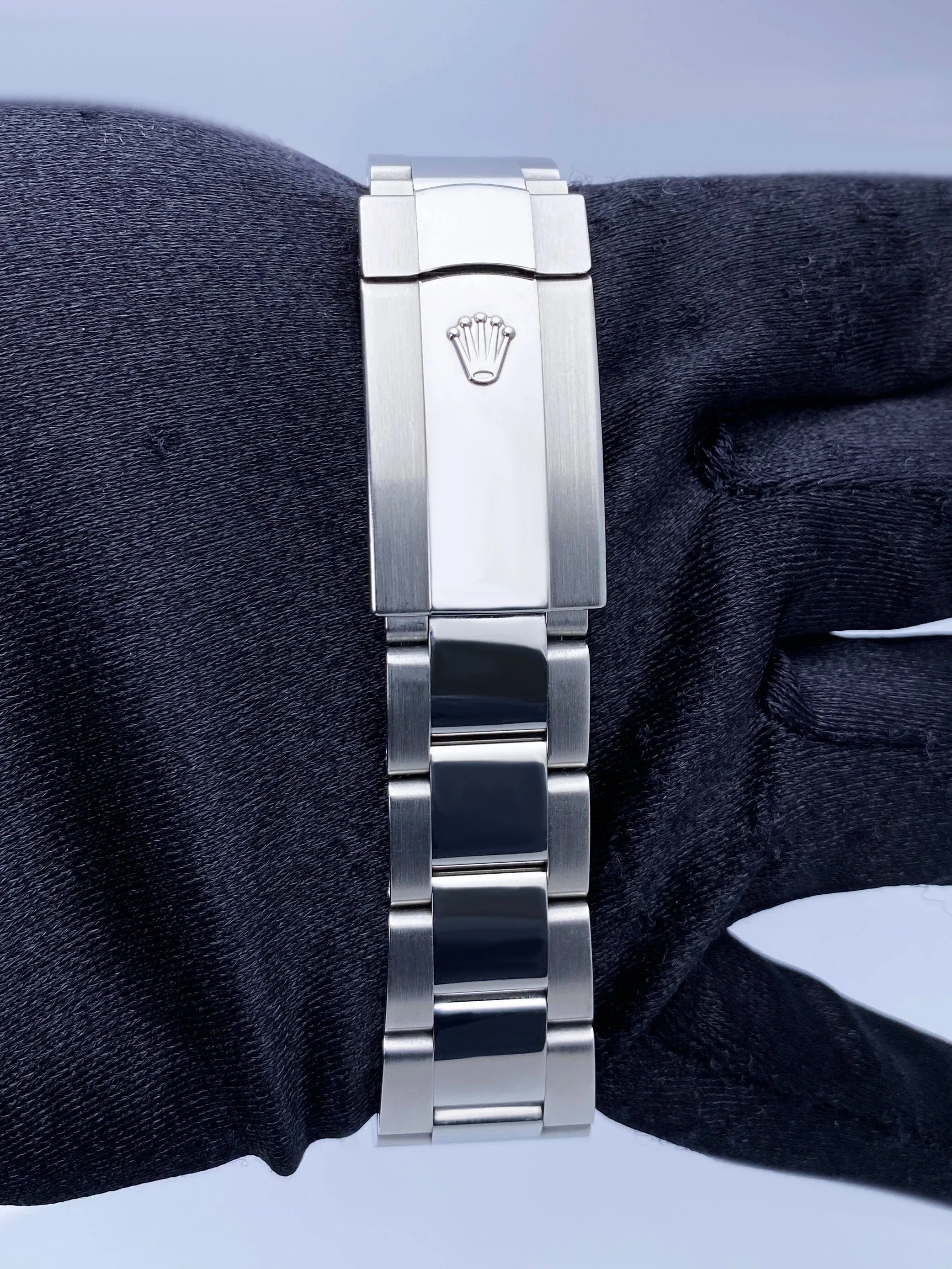 Rolex Datejust 116200 Blue Anniversary Dial Mens Watch Box Papers