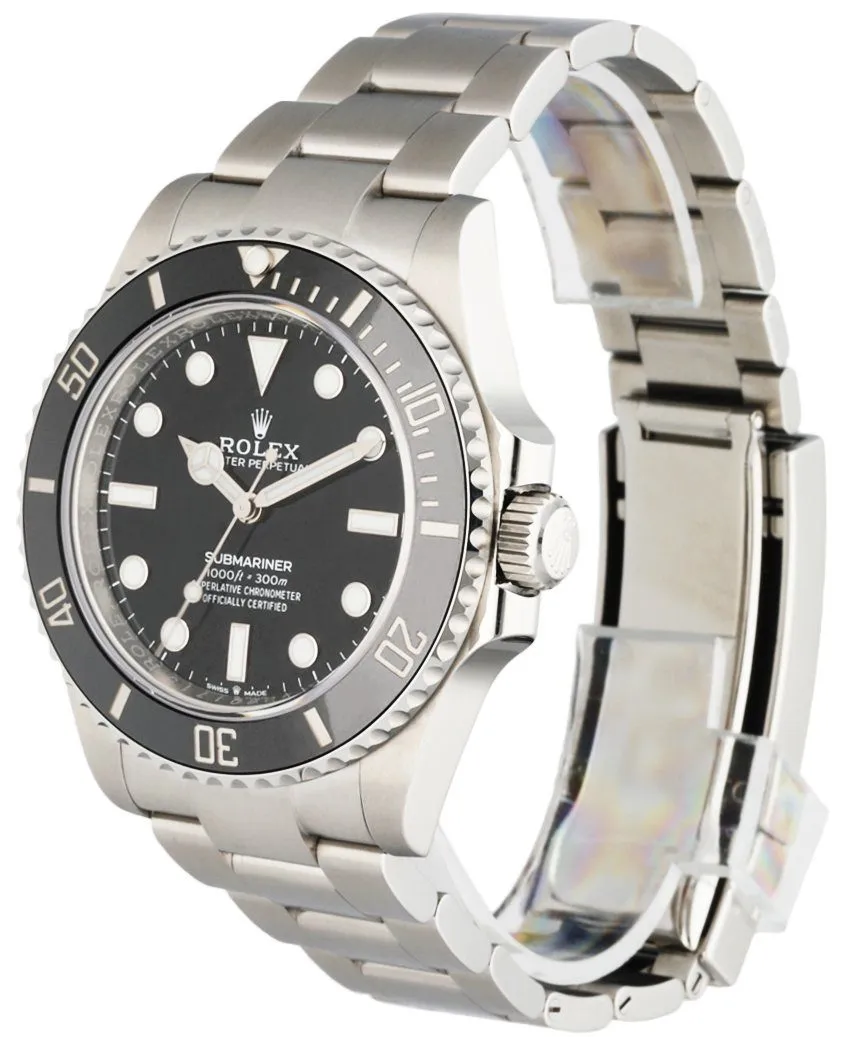 Rolex Submariner 124060 Men's watch Box & papers