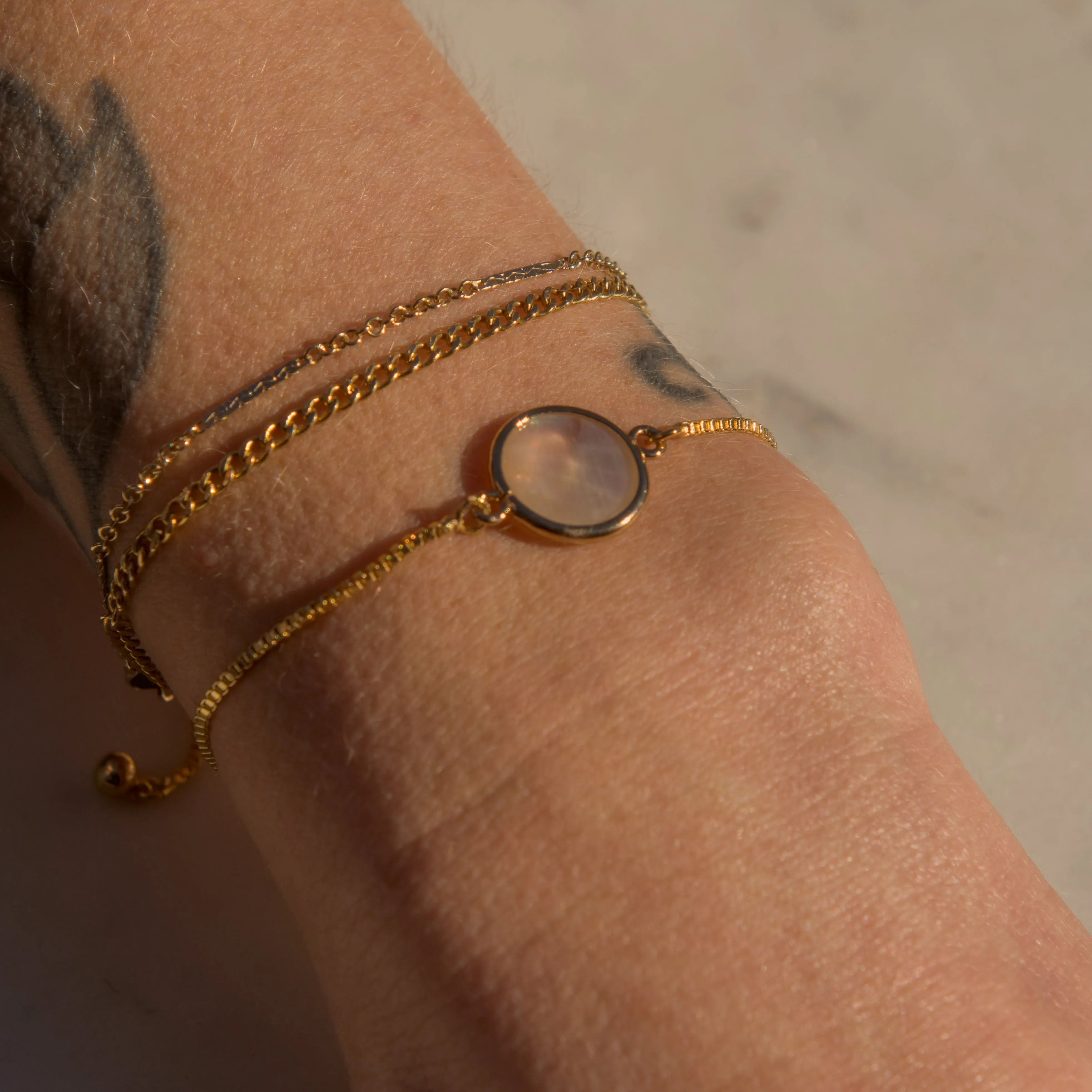 Round Mother of Pearl Adjustable Bracelet