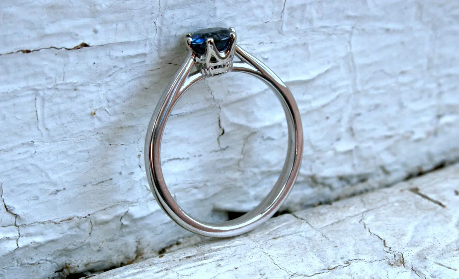 Sapphire Solitaire in 14K White Gold.