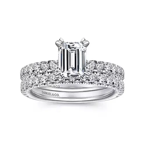 Straight Style Emerald Cut Diamond Engagement Ring Mounting