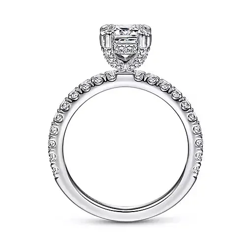 Straight Style Emerald Cut Diamond Engagement Ring Mounting