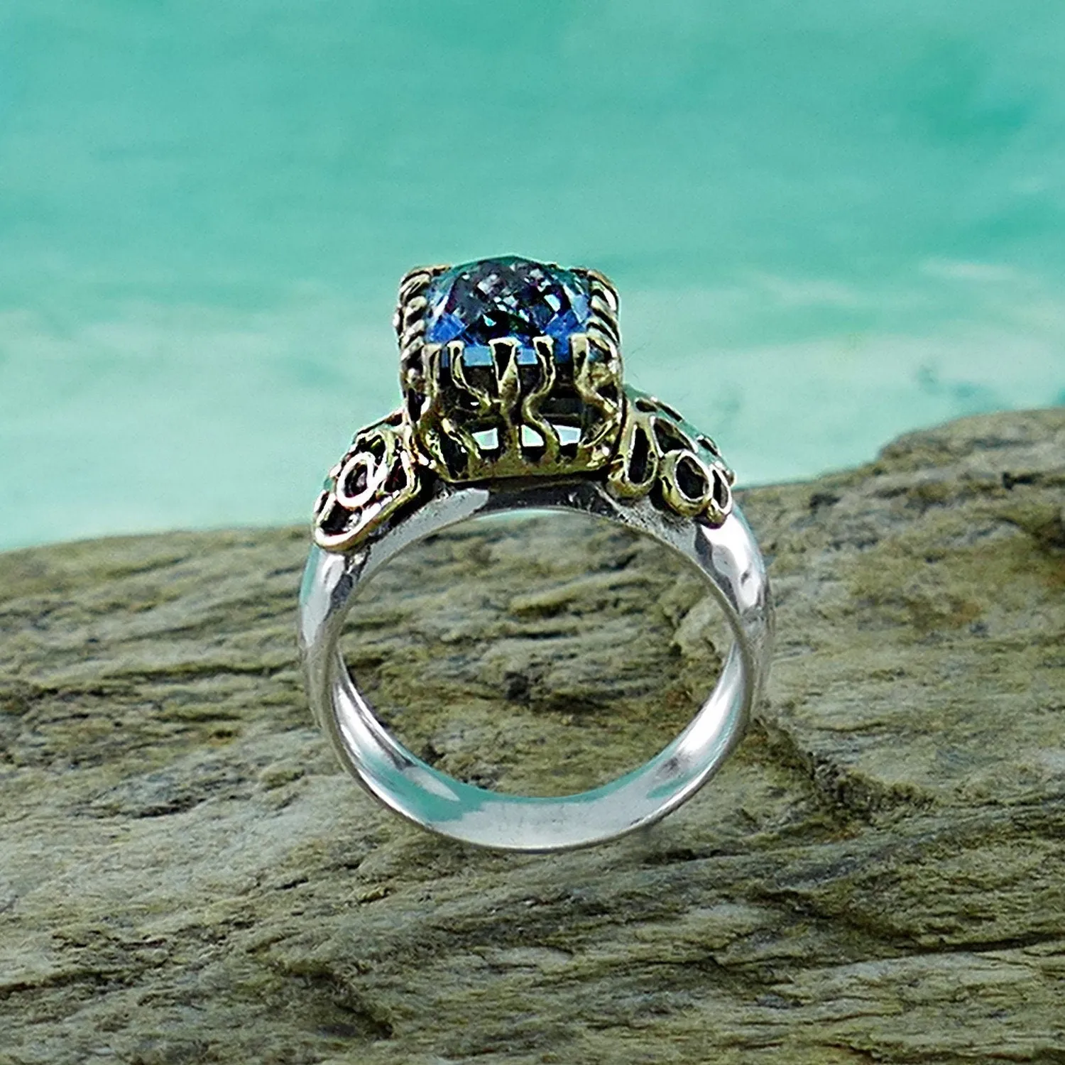 Vintage Blue Topaz two tone Statment Ring Solid 9 karat Yellow Gold and 925 Sterling Silver
