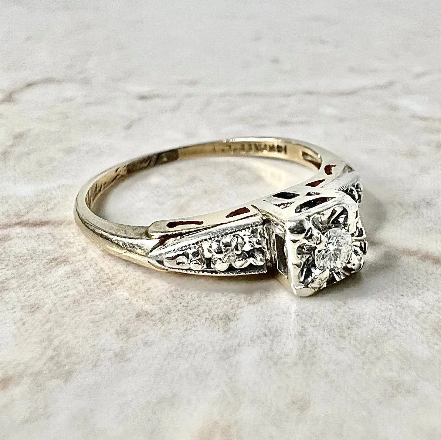 Vintage Retro 14 Karat Gold Diamond Engagement Ring