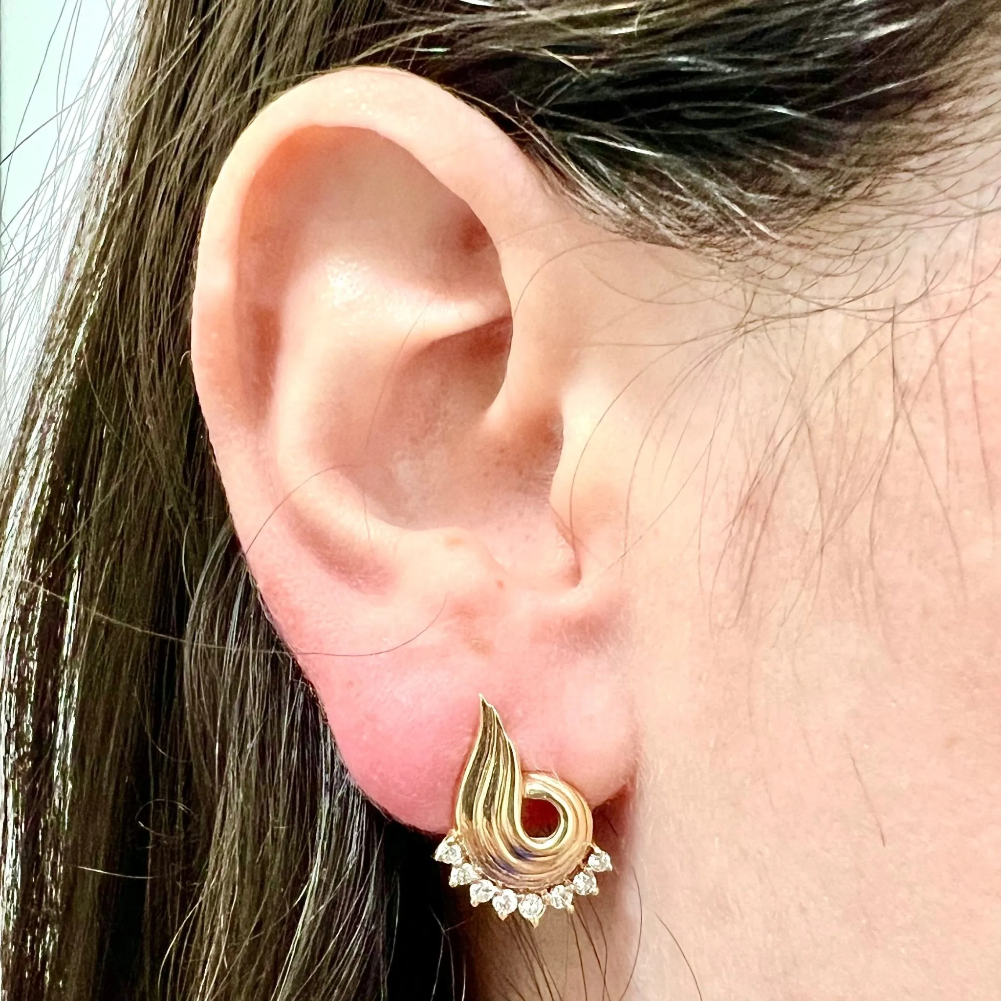 Vintage Sculpted 14 Karat Yellow Gold 1/2 Carat Diamond Earrings