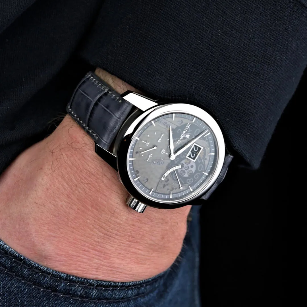 Zeitwinkel 273° Saphir Fumé (Pre-order - Built to Order)